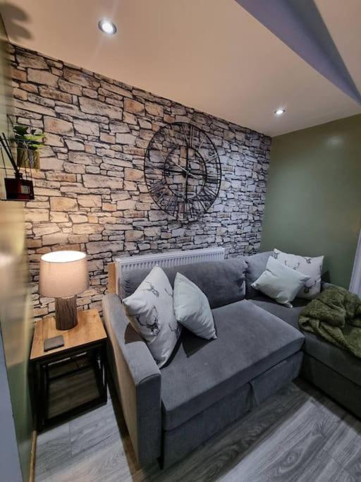 Cosy Hideaway Lodge In Glan Gwna Caeathro Kültér fotó